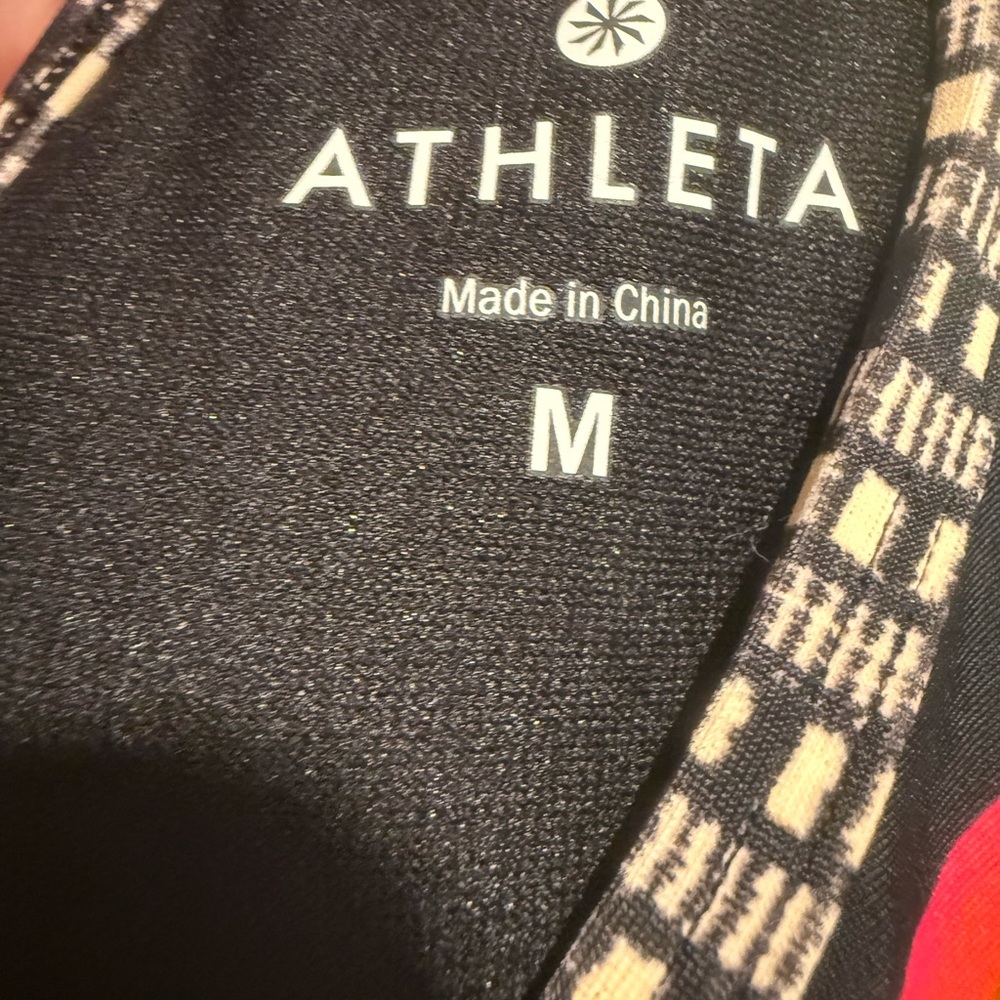 Athleta PreOwned Size M Black Red & Cream Floral Print Sport Mini Dress (0803) - Picture 7 of 10